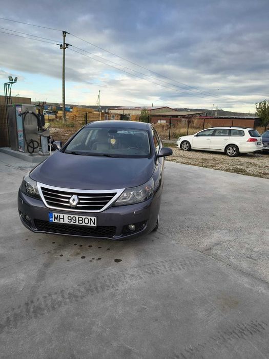 Renault Latitude