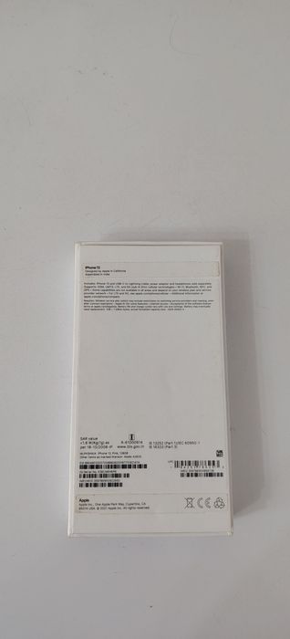 Продам! Айфон 13