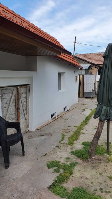 Persoana fizica vinde casa in orasul Calafat