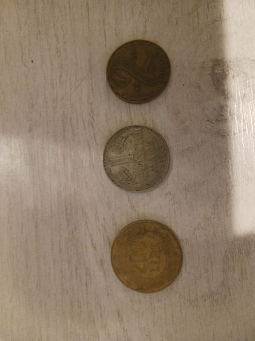 Vând lot monezi ieftin