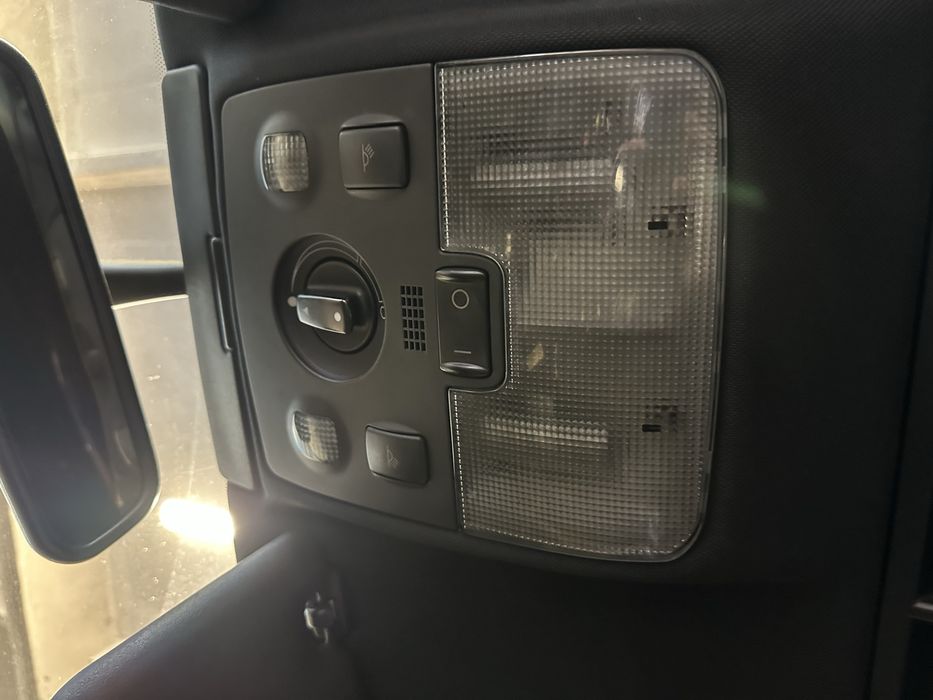 Черен таван комплект ауди а3/с3 2 врати audi a3/s3 2000г перфектен