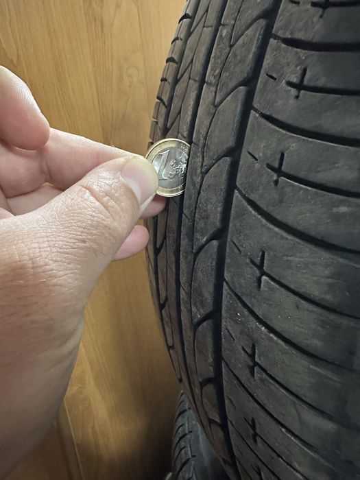 Летни гуми Bridgestone 175/65/14.