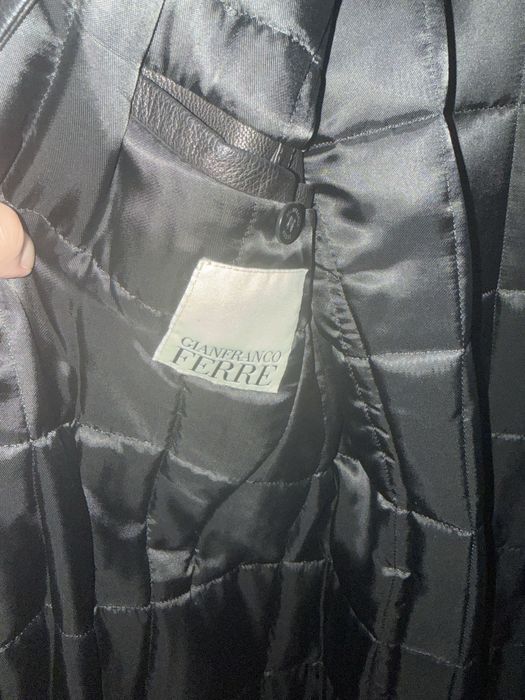 Haina lunga piele naturala Gianfranco Ferre, masura 56, stare perfecta