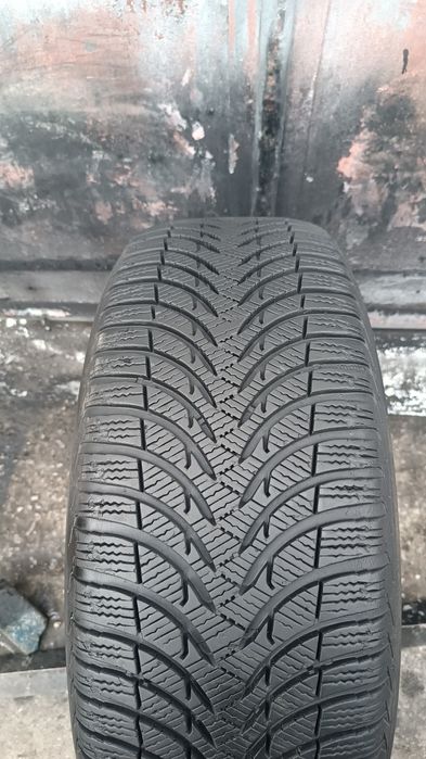225/55/16 Michelin