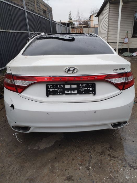 Хундай Градеур багаж