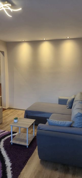 Vând apartament în Caransebeș