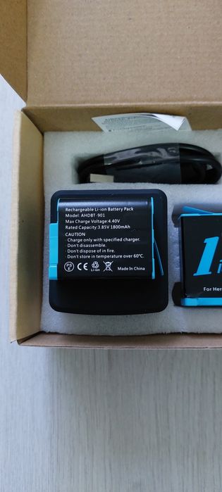 Комплект: 2 батерии 1800mAh + Тройно зарядно за GoPro Hero 9/10/11/12