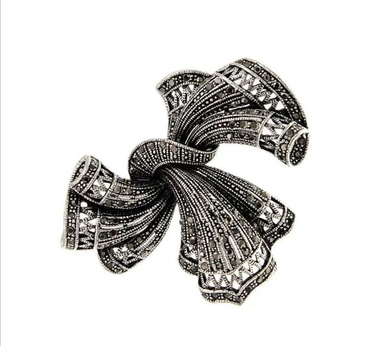 Броши  роскошные