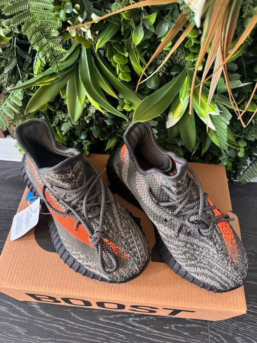 Yeezy Boost 350 V2