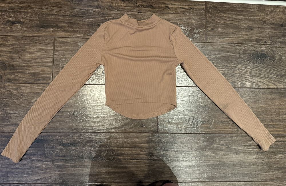 Къса бежова блуза Shein