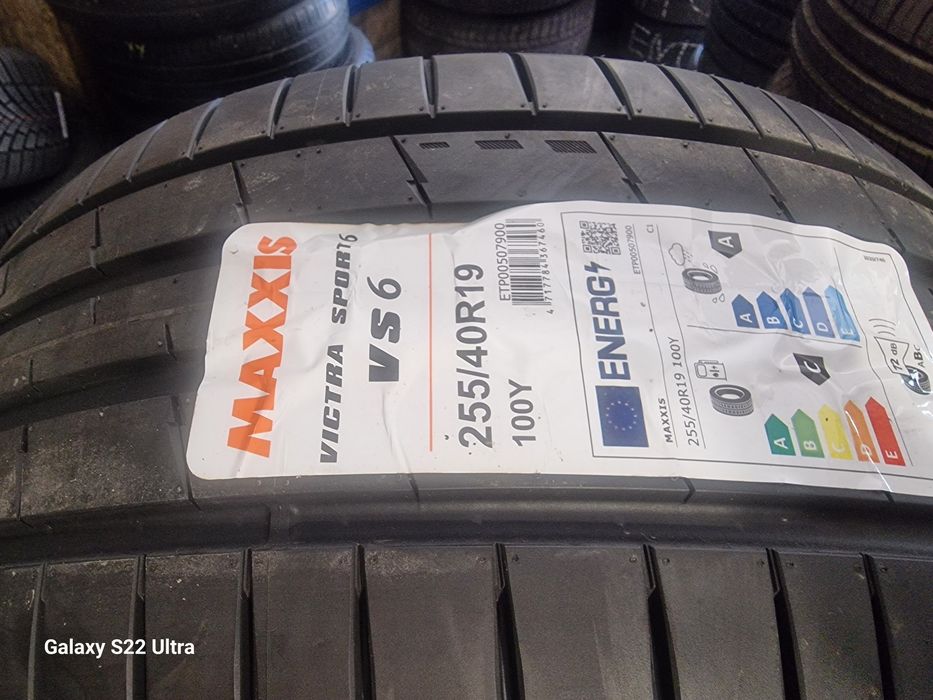 255 40 19 Maxxis VS6 Victra Sport6 klassA