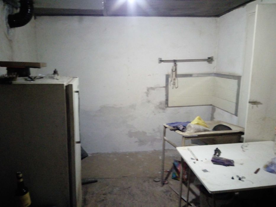 De vanzare case de vinificatie cu Teren 1100 mp