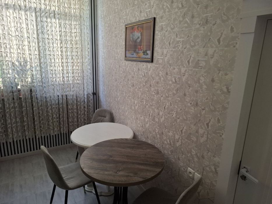 Продается 1 комнатная квартира 45 кв.м. в раёне микрораён