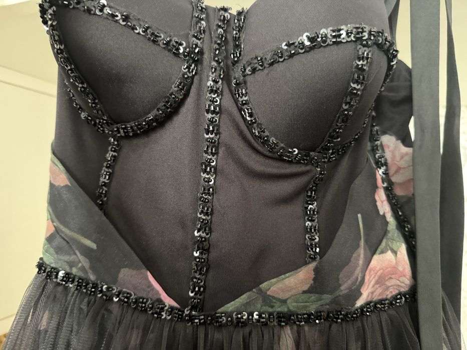 Rochie unicata evenimente