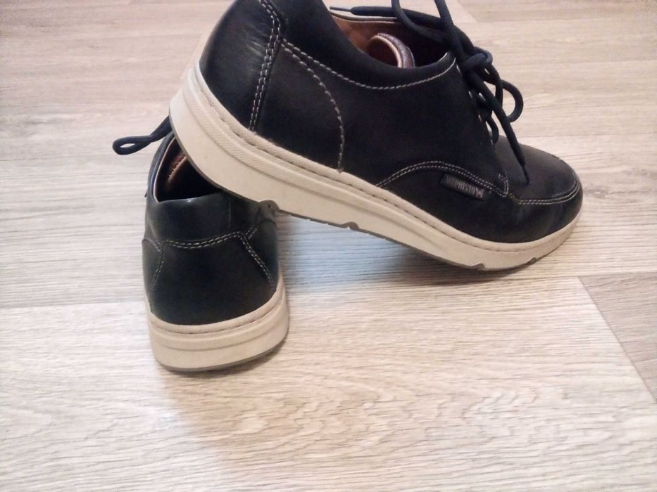 MEPHISTO оригинал 42 номер естествена кожа  купувани за  200 евро