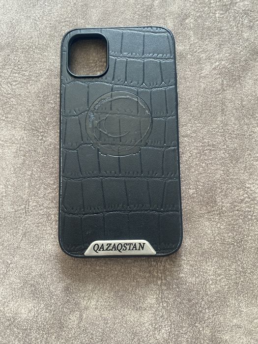 Чехлы на айфон 11