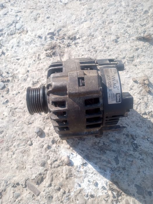Vand alternator de Volkswagen lupo 1.0 benzina