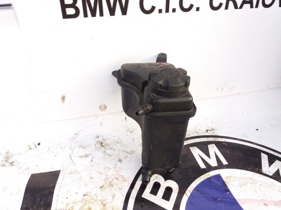 Vas expansiune lichid racire bmw e90 e91 e92 e93 e87 e82 x1 e60 e61