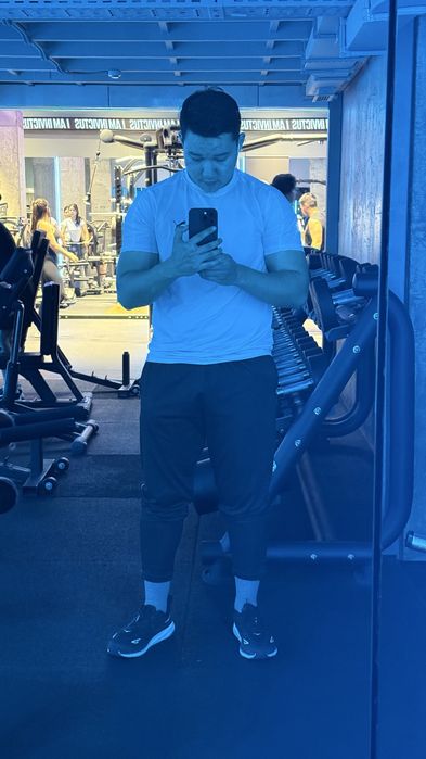 Продам Invictus GO аббонемент 10 мес