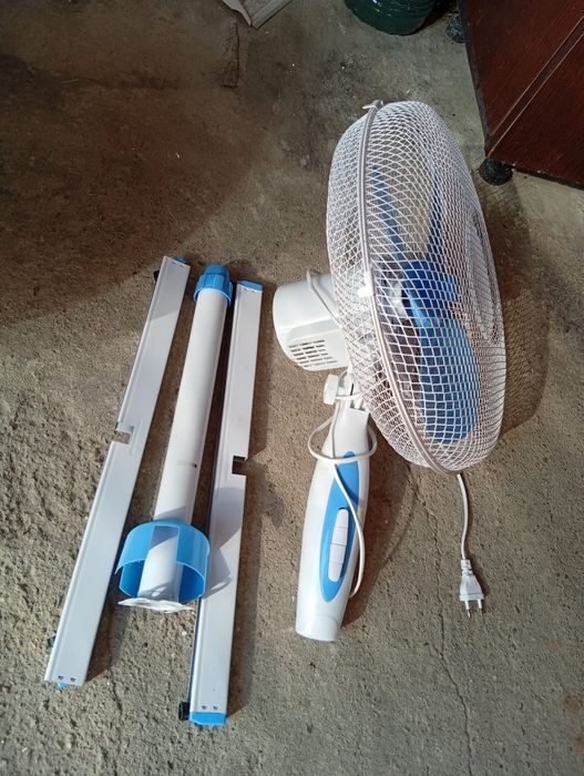 Ventilator pentru camera