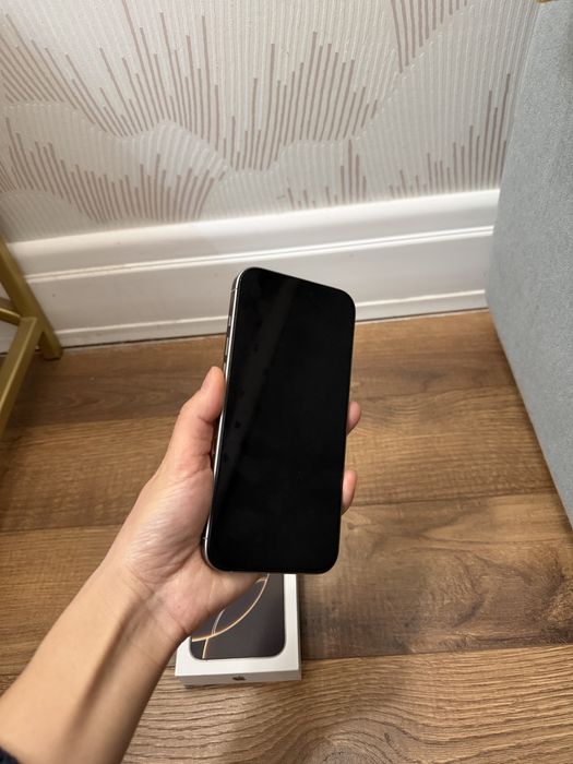 Iphone 16 pro max 512GB аккумулятор 96%