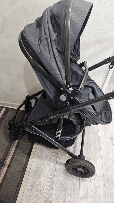 Продам коляску для прогулки