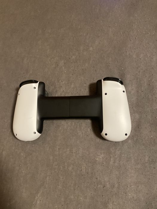 Vand controller backbone pentru iphone