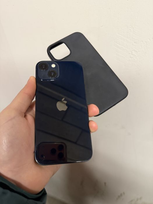 Vand iPhone 13 black 100% bateria