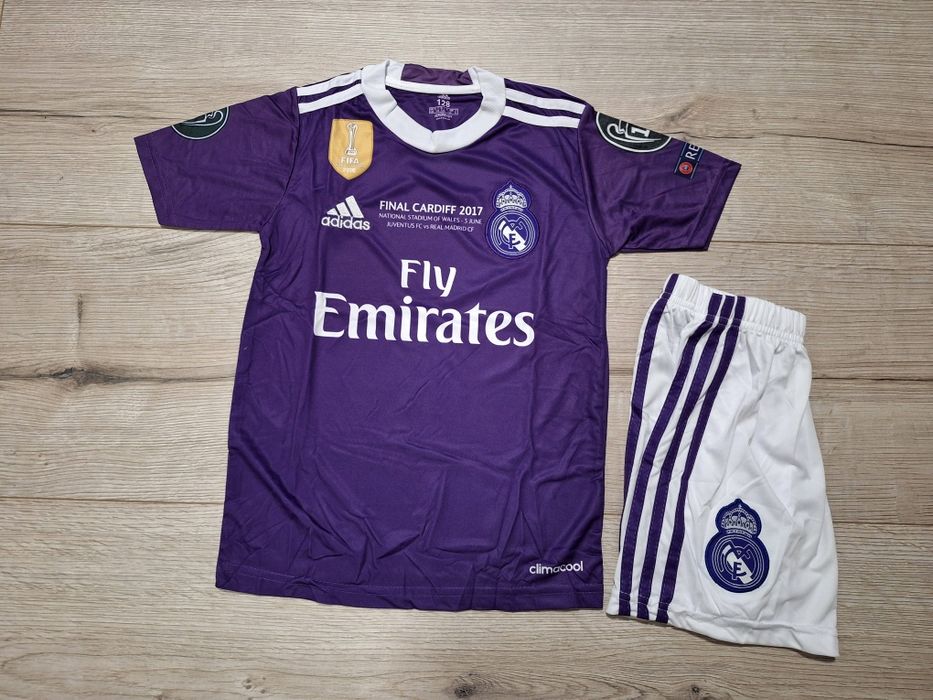 Детски екип на Кристиано Роналдо# РЕАЛ М #ретро модел!!!