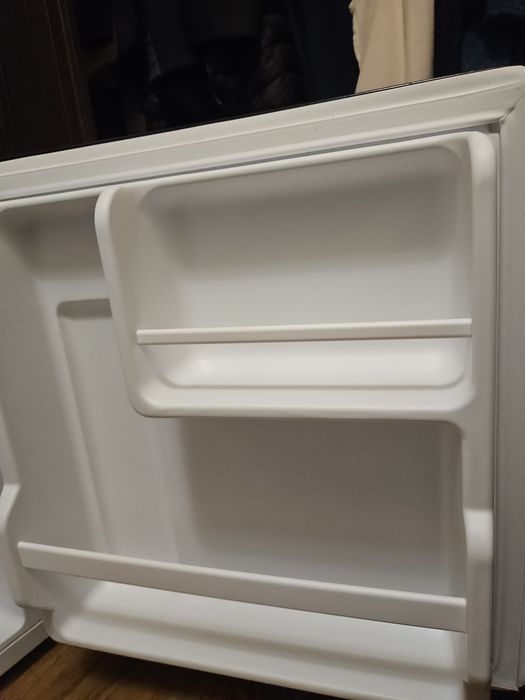 Mini Frigider Vortex, 47L, Negru