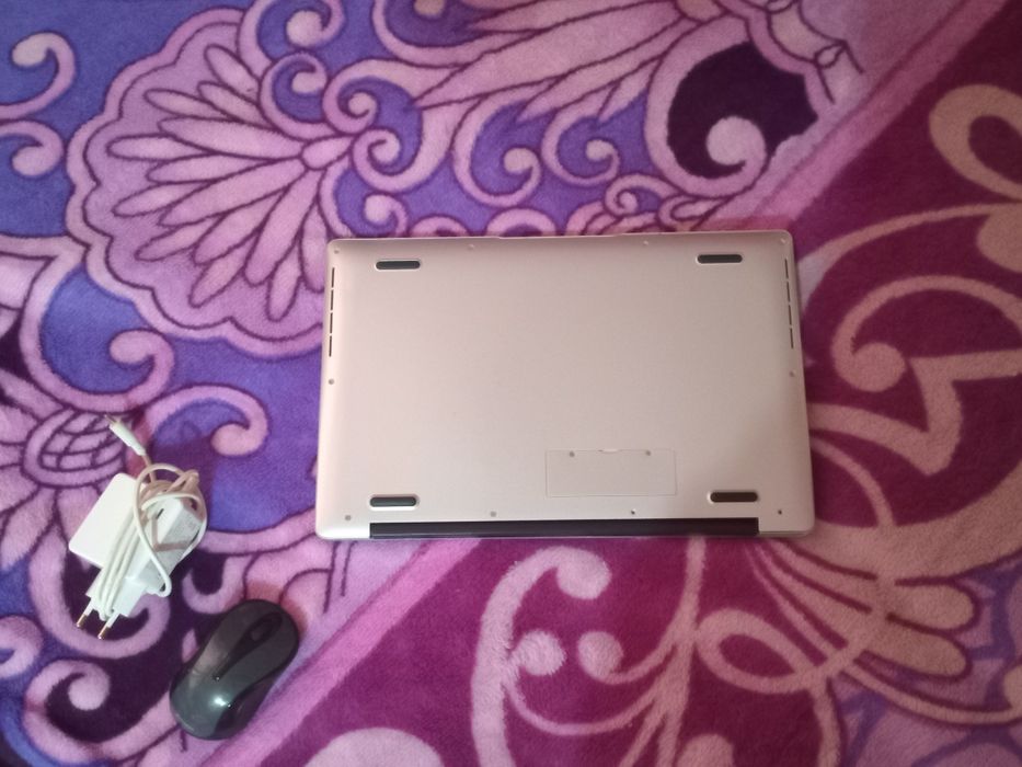 Vând laptop stare buna