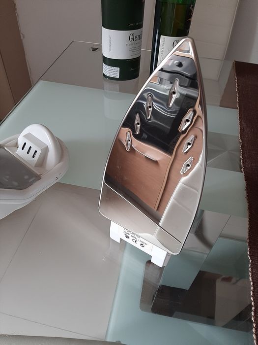 Fier de calcat  nefolosit