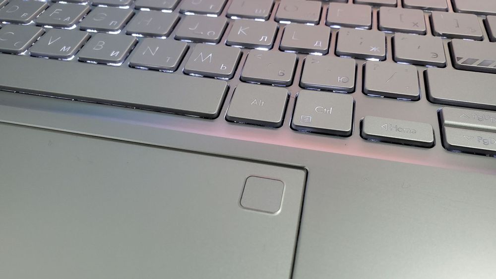 Asus Vivobook 15 OLED