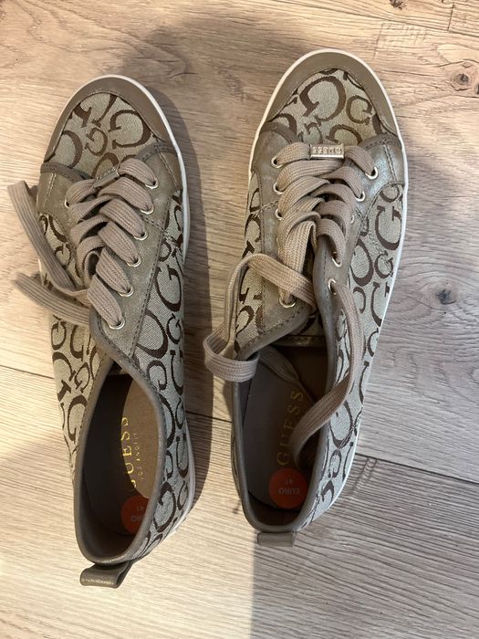 Guess бежови/кафеви нови гуменки