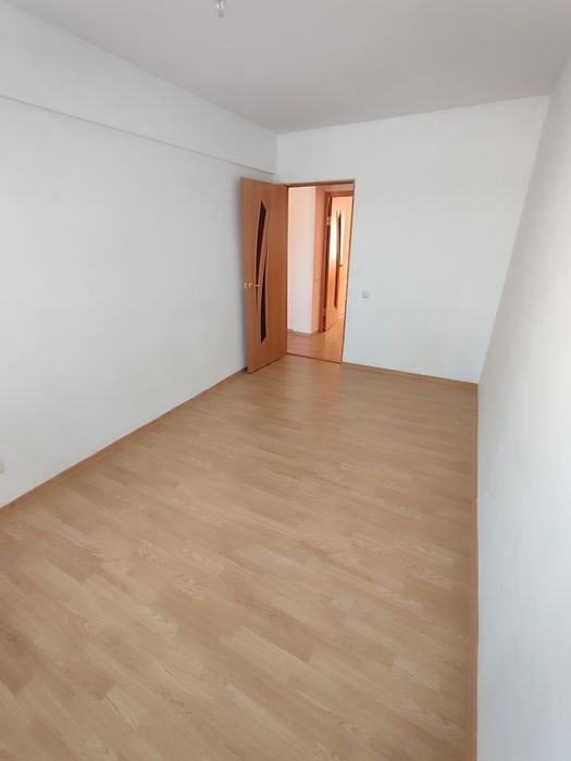 3-комн кв (1-40, 4 эт)