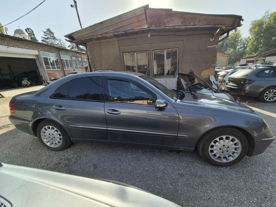 Mercedes W211 E350 272кс 4Matic Airmatic  седан автоматик НА ЧАСТИ!