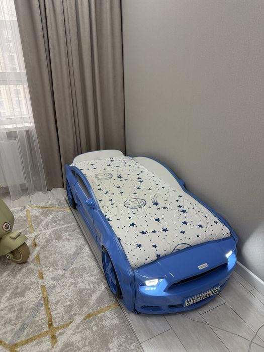 Детская кровать в отличном состояний