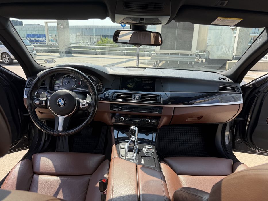BMW 520d seria 5 F11, 2012, 184CP, M-pack, cutie viteze automata