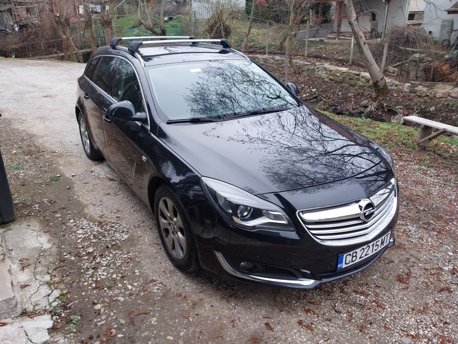 Продавам опел инсигния