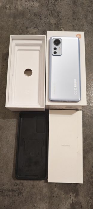 xiaomi 12 harman kardon 8 giga 256