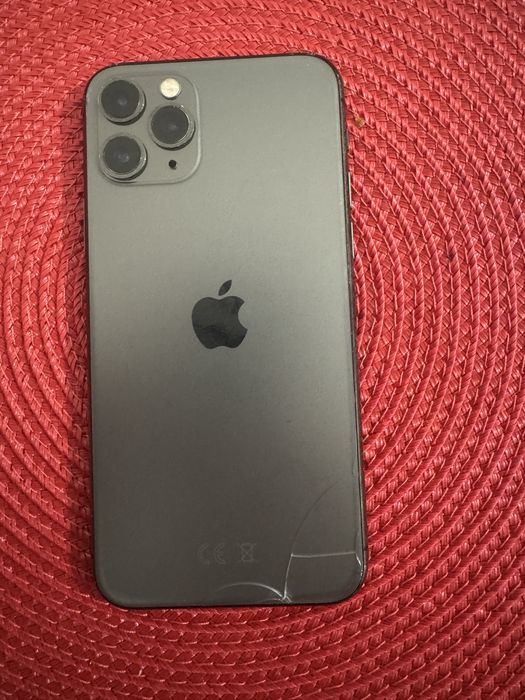 Vand Iphone 11 Pro 64 GB