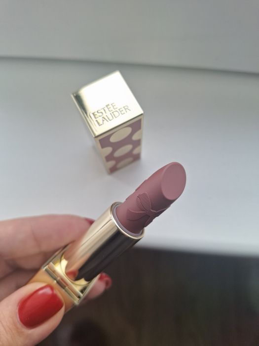 Estee Lauder козметика