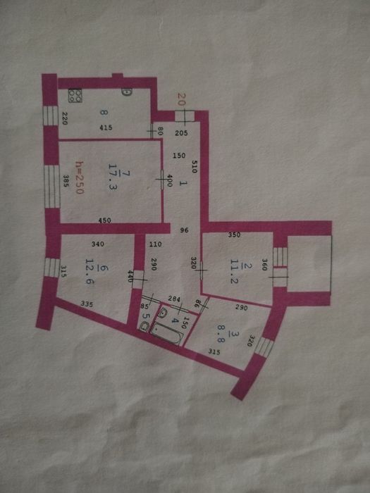 Продам 4 - ком квартиру