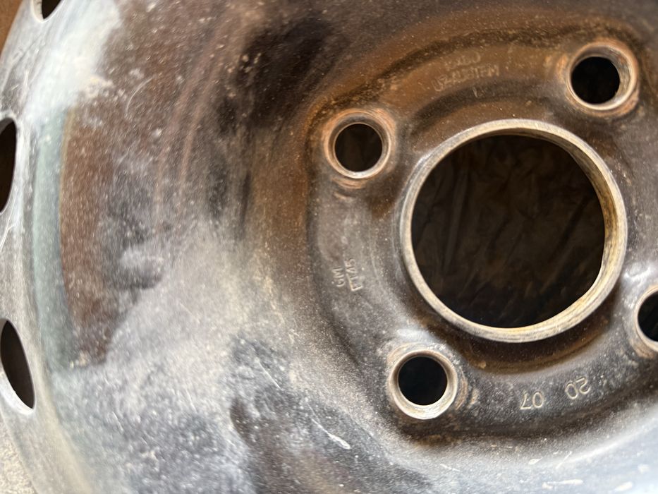 Летни шины с диском