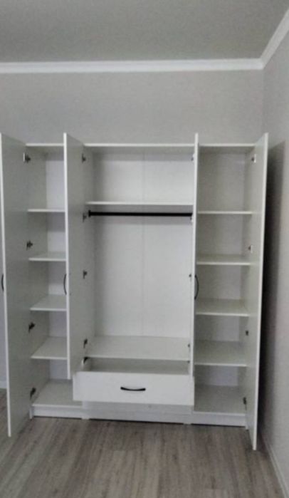 Шкаф продам распашной