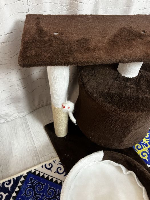 Лежанка для кошек