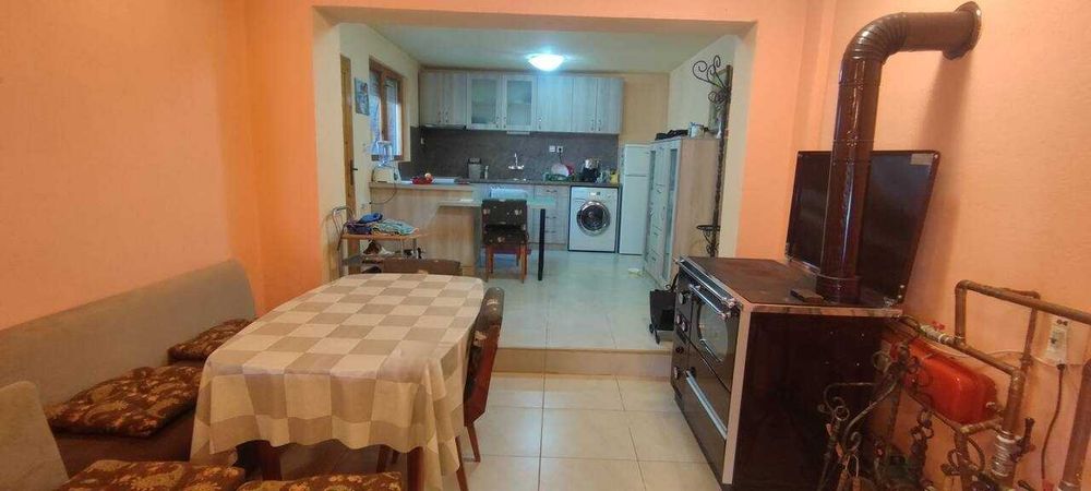 Продава се Къща в Перущица - 75 кв.м за 1934 €/кв.м - Снимка #4