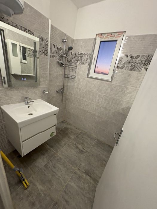 Заменям 2Стаен Апартамент 64кв Коматево. Без агенций