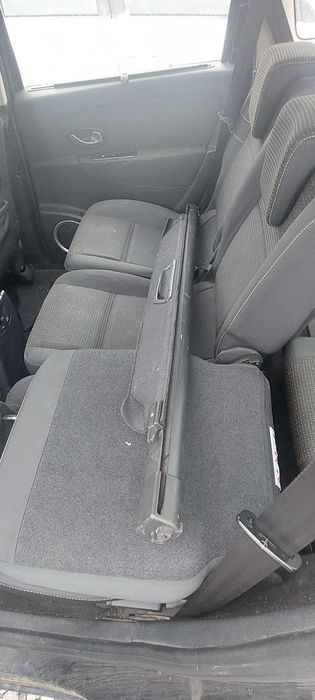 Renault Scenic 1,5 dci , Рено Сценик на части!
Юни 2011