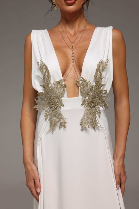 Дълга Ефирна лятна рокля в бяло с детайли в златно - S Bella Barnett
